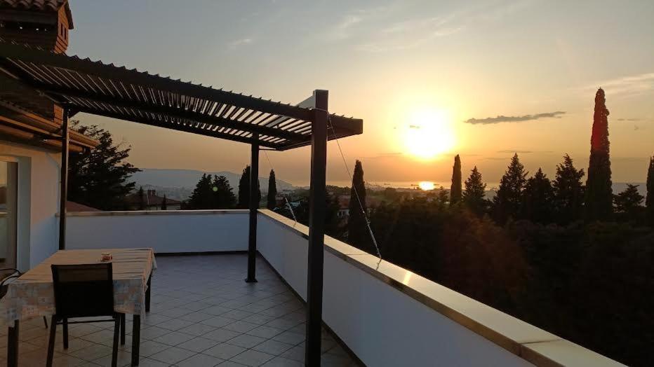 Apartma Vista Cezarji Esterno foto